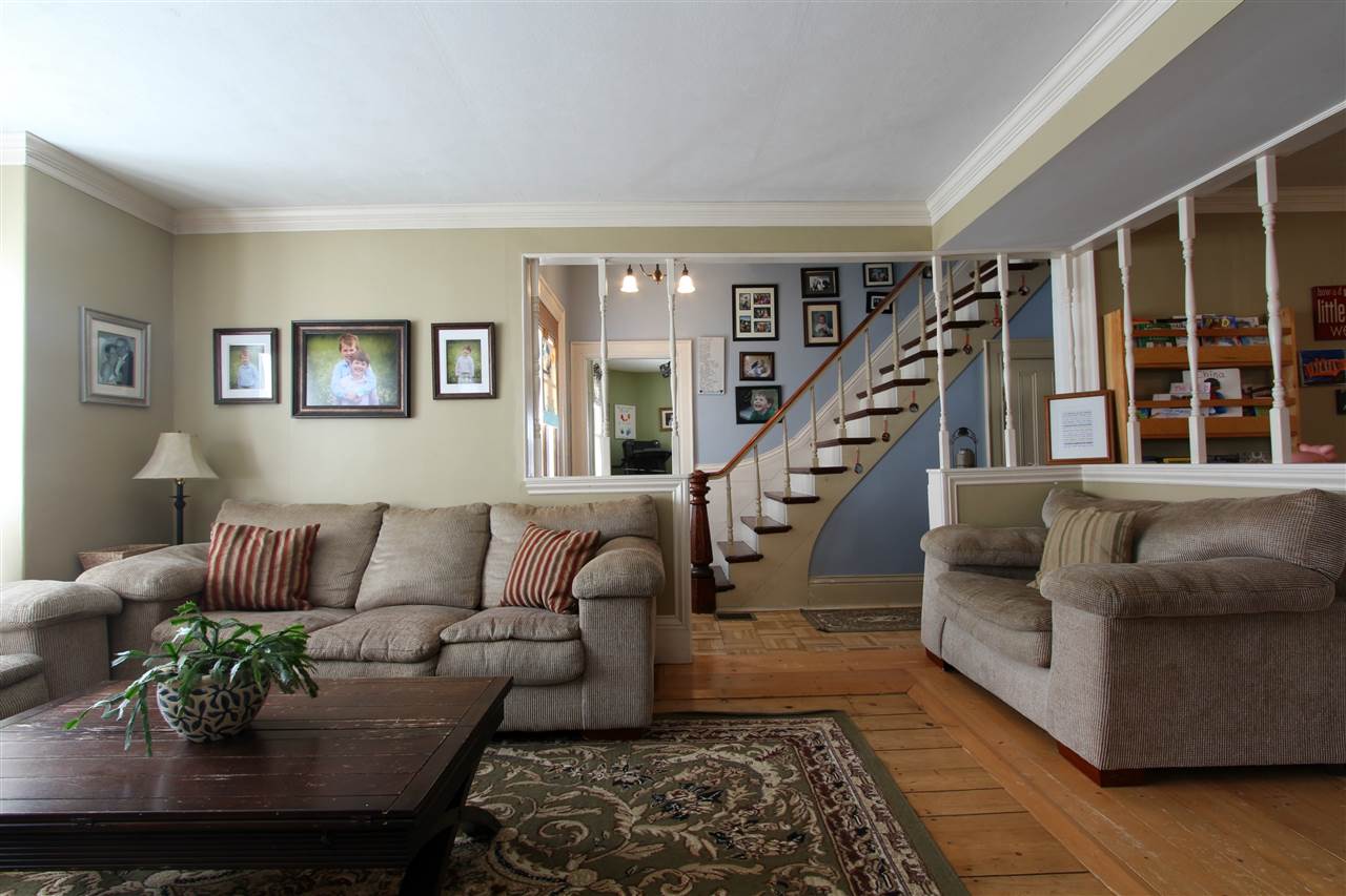 407 Spring Street St. Johnsbury, VT 05819 - Photo 7 of 30 Gallery Image 7