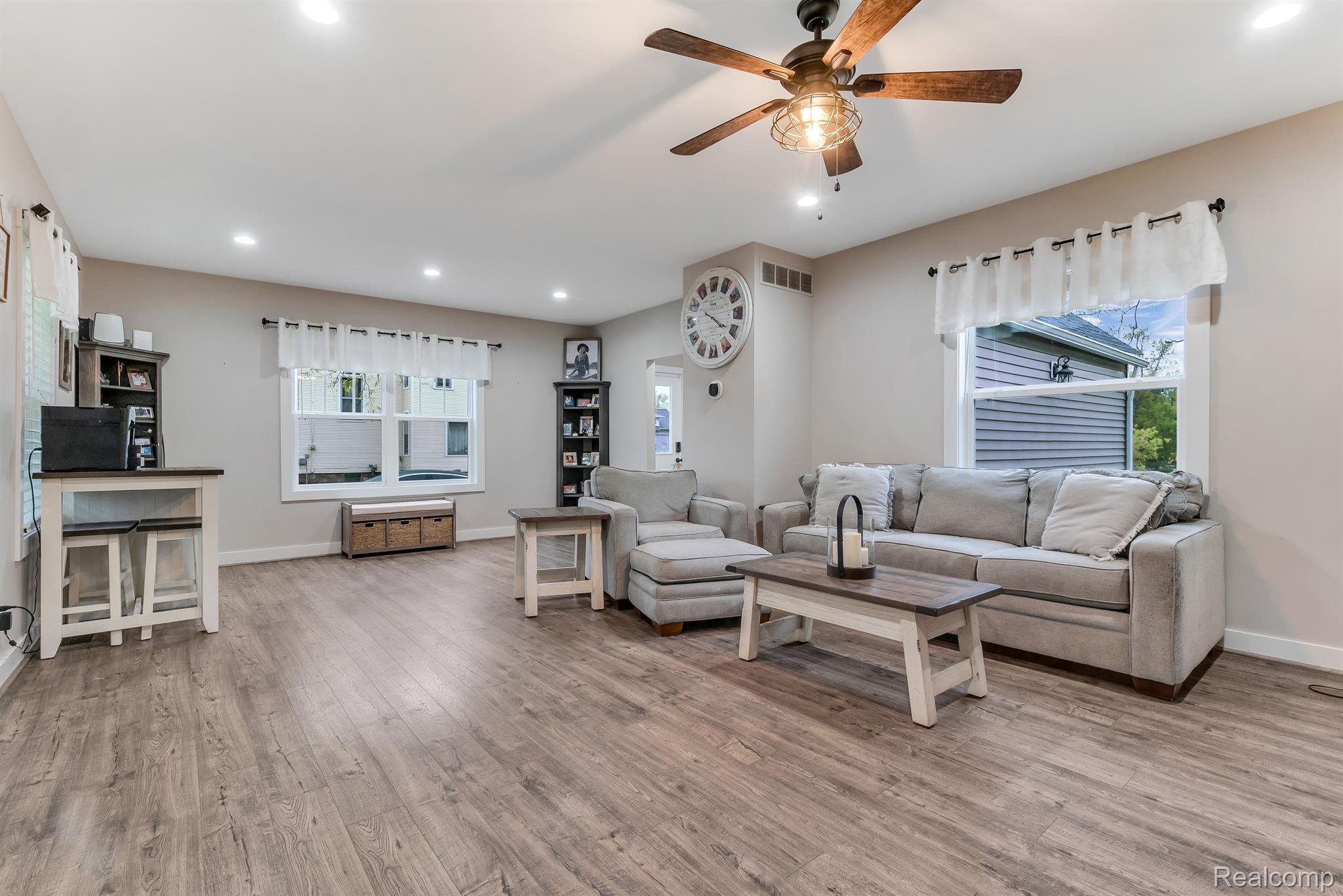 10174 Hegel Road Goodrich, MI 48438 - Photo 8 of 28 Gallery Image 8