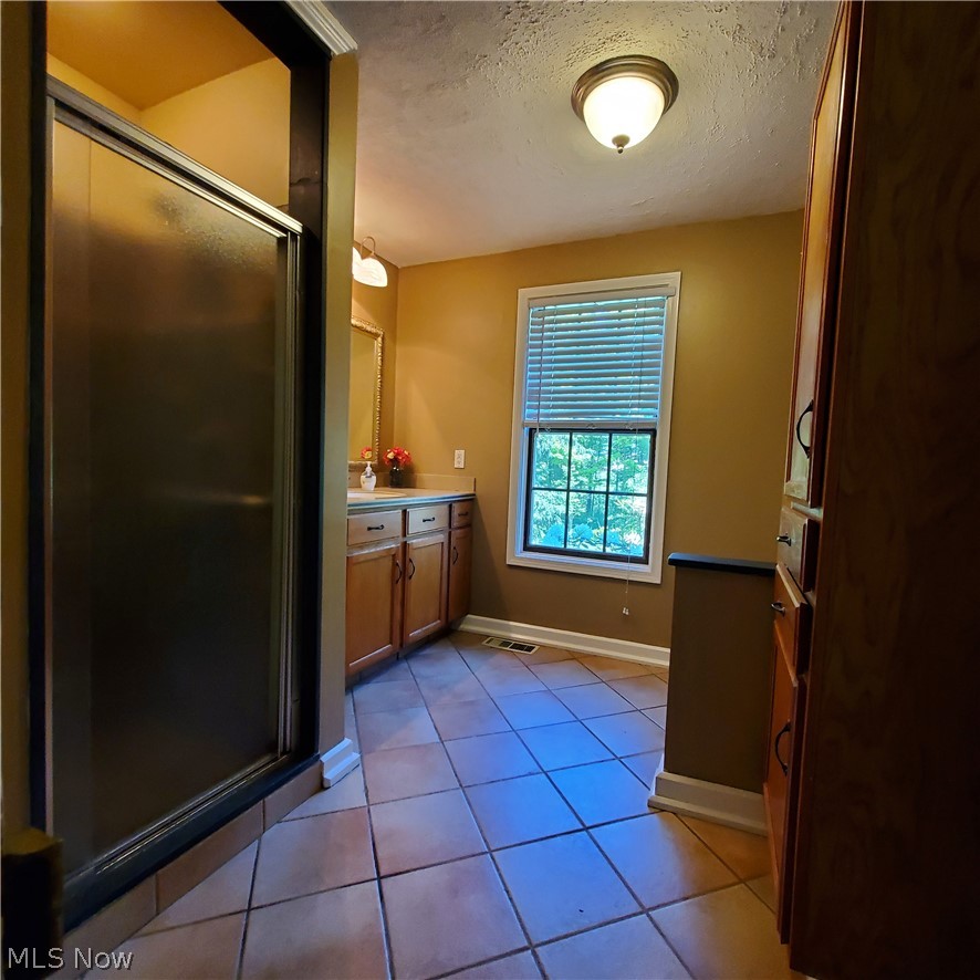 15374 Clinton Road Doylestown, OH 44230 - Photo 17 of 33