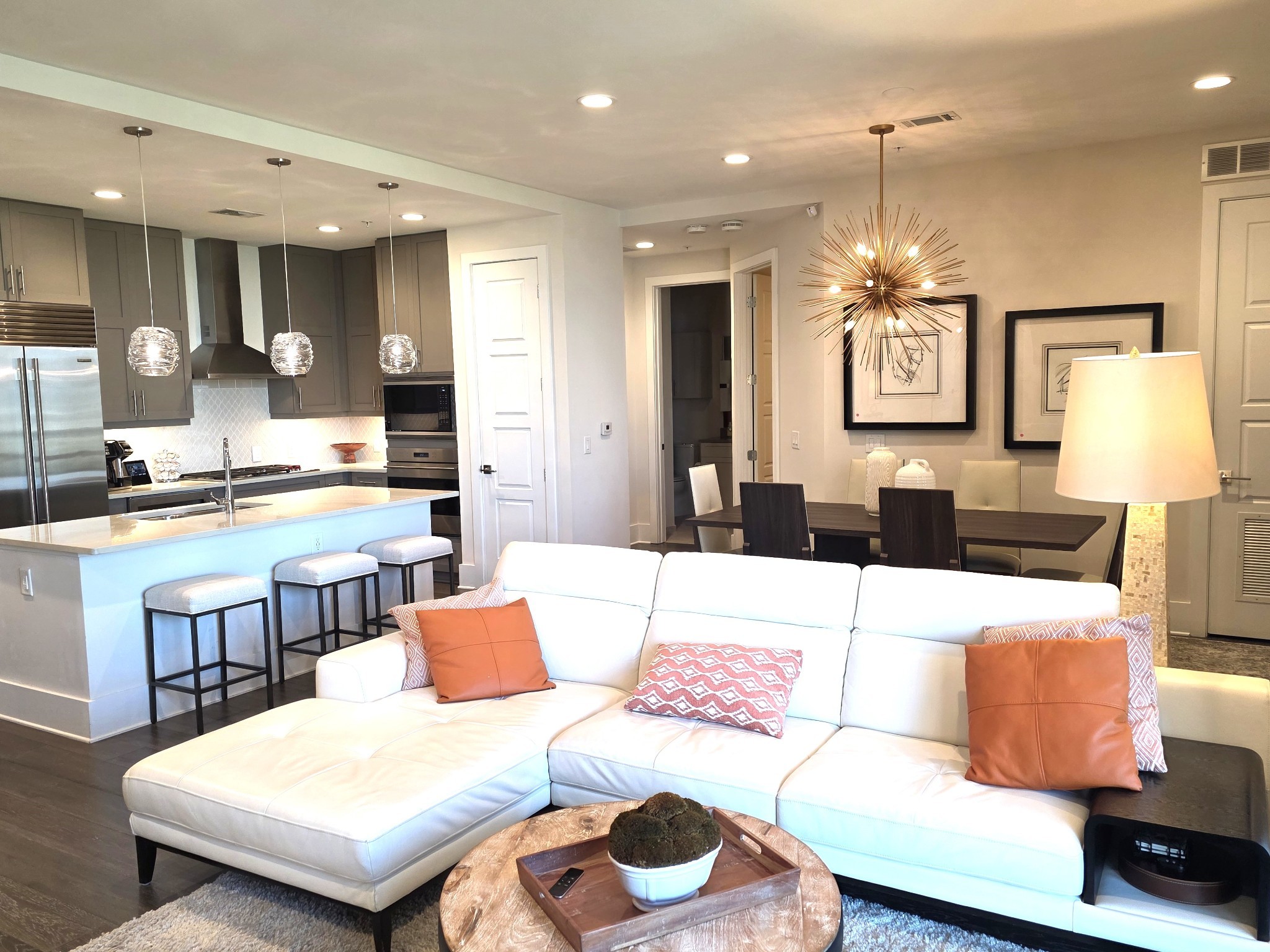 20 Rutledge Street, Unit 606 Nashville, TN 37210 - Photo 2 of 56