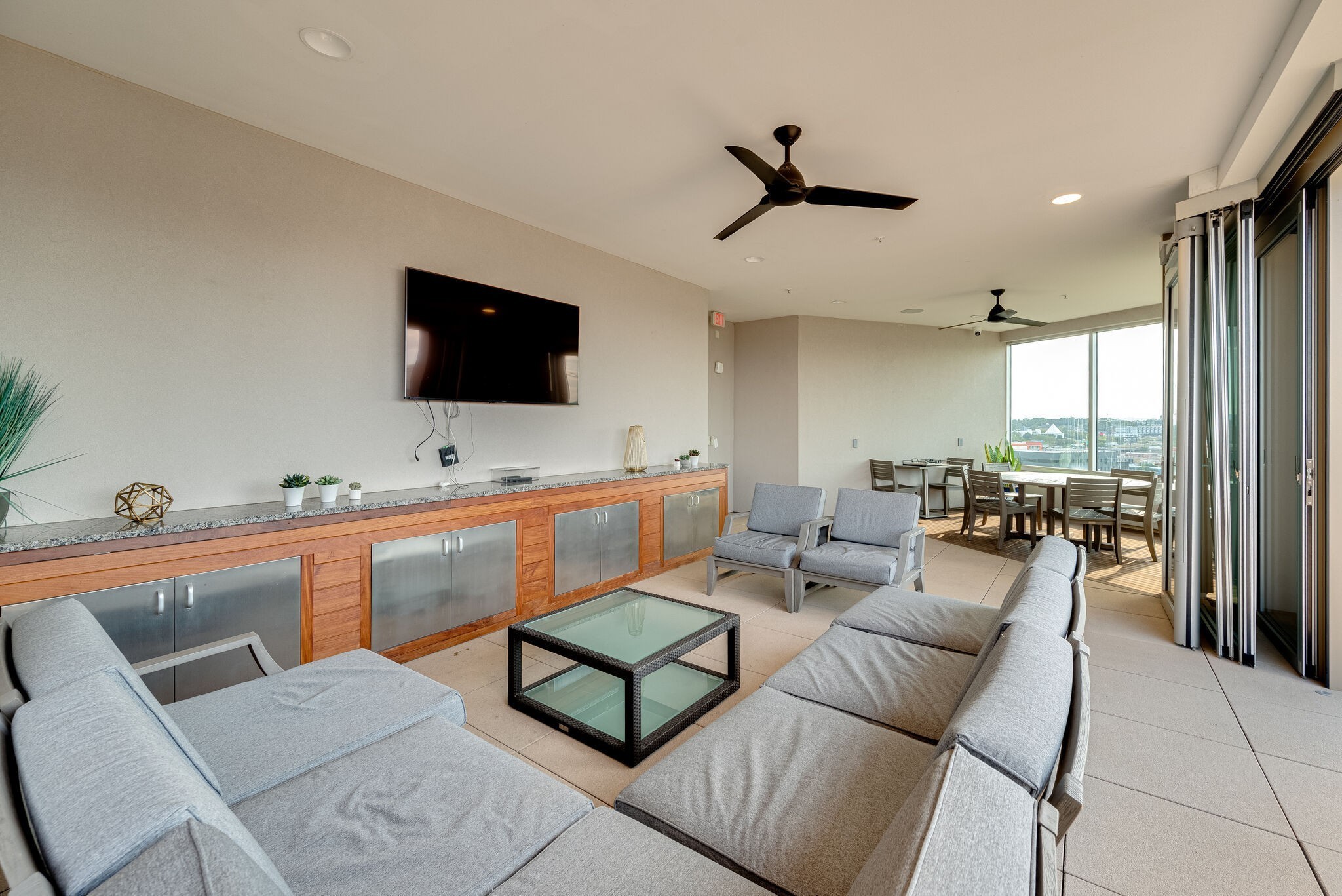 20 Rutledge Street, Unit 606 Nashville, TN 37210 - Photo 38 of 56