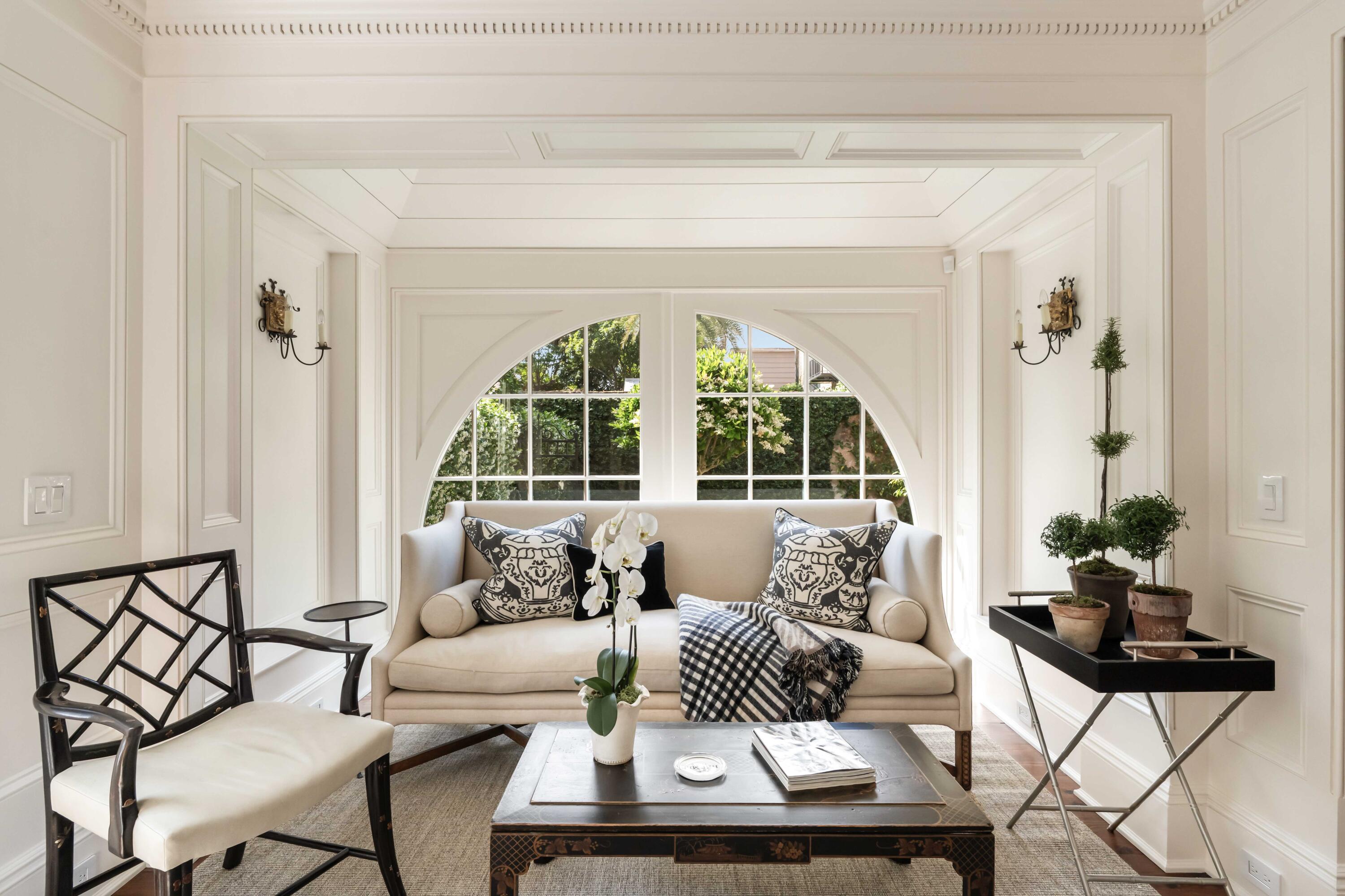 12 Orange Street Charleston, SC 29401 - Photo 32 of 78 Sunroom