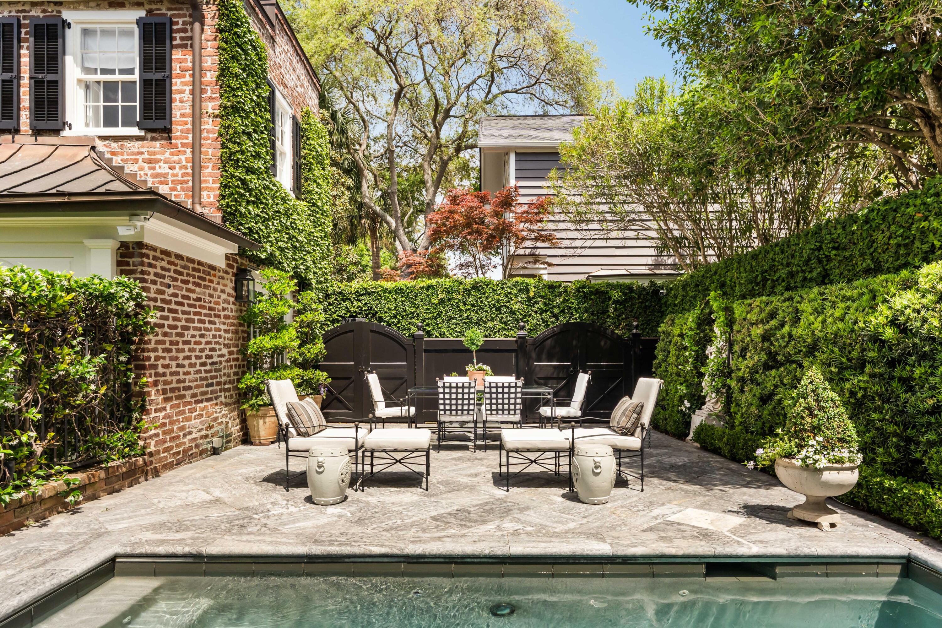 12 Orange Street Charleston, SC 29401 - Photo 37 of 78 Backyard Patio
