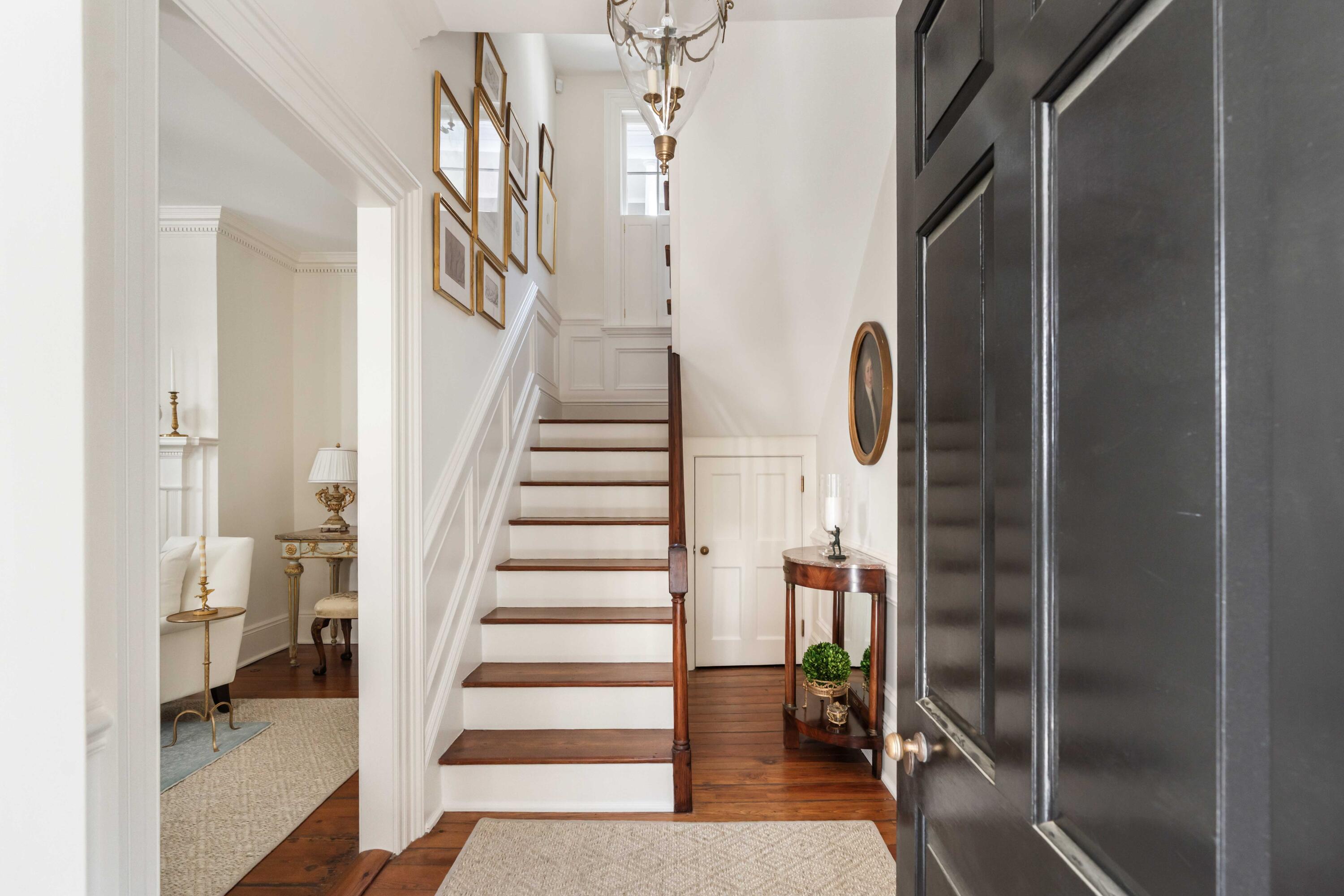 12 Orange Street Charleston, SC 29401 - Photo 6 of 78 7. Entry