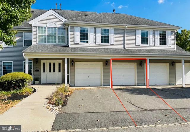 $370,000 | 1309 Golden Place, Lawrence Township, NJ 08648