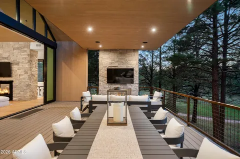 $7,295,000 | 2911 South Solitaires Canyon Drive, Flagstaff, AZ 86005