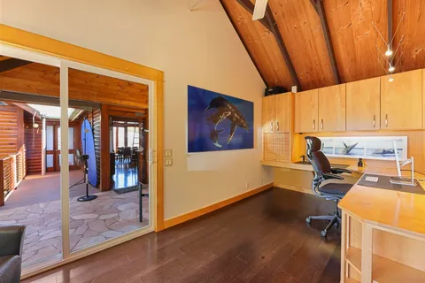 $2,250,000 | 122 Ulua Road, Kaunakakai, HI 96748