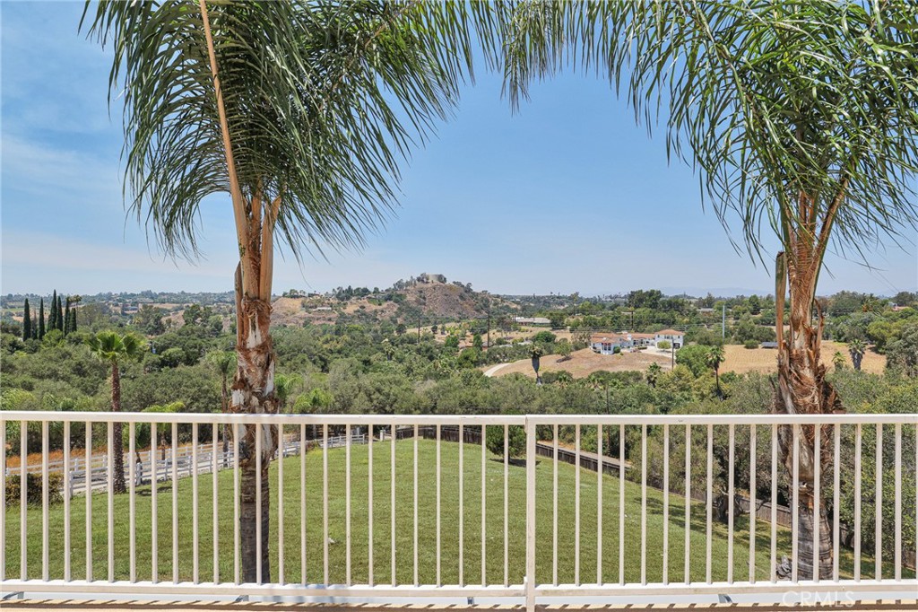 1303 Sycamore Heights Fallbrook, CA 92028 - Photo 19 of 61