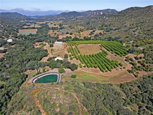 $2,100,000 | 17825 Bear Valley Lane, Escondido, CA 92027