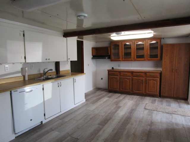 3358 Main Street Lupton, MI 48635 - Photo 9 of 33 1883395-8.JPG