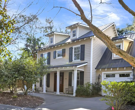 $1,150,000 | 1050 Phillips Park Drive, Mount Pleasant, SC 29464