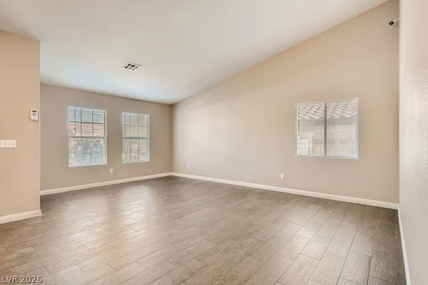 $2,500 | 8909 Big Plantation Avenue, Las Vegas, NV 89143