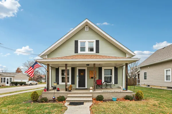 $270,000 | 650 East Pearl Street, Whiteland, IN 46184