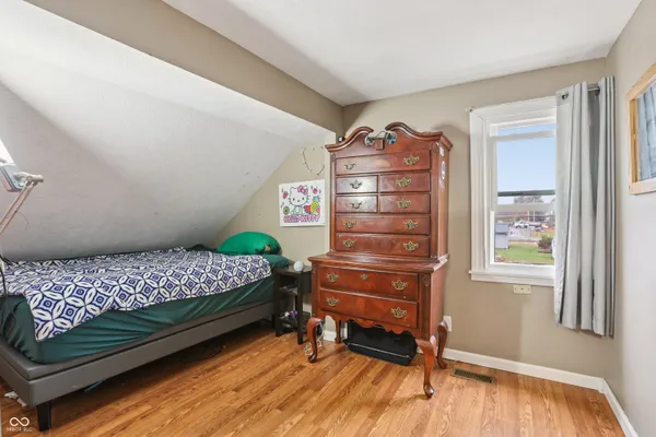 $270,000 | 650 East Pearl Street, Whiteland, IN 46184