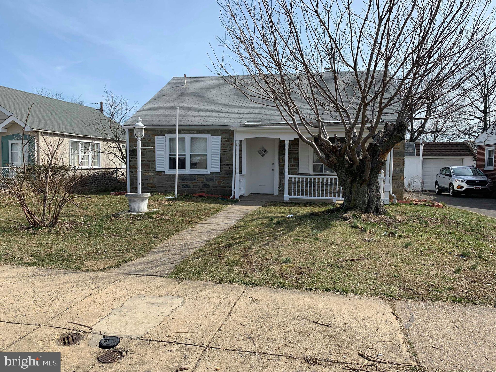 9213 Annapolis Road Philadelphia, PA 19114 - Photo 4 of 34 Gallery Image 4