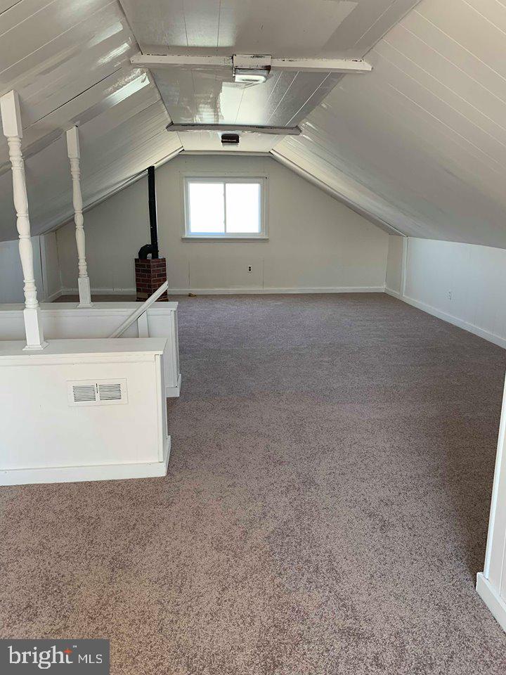9213 Annapolis Road Philadelphia, PA 19114 - Photo 32 of 34 Gallery Image 32