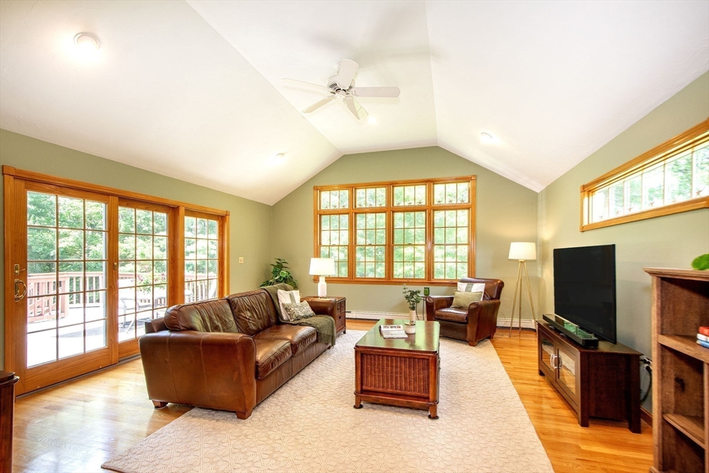 13 Deer Run Road Kingston, MA 02364 - Photo 17 of 40 Gallery Image 17