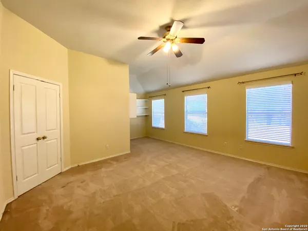 $2,400 | 6635 Shady Bend Drive, San Antonio, TX 78256