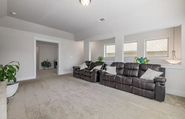 $2,250 | 13501 Metric Boulevard, Unit 16, Austin, TX 78727