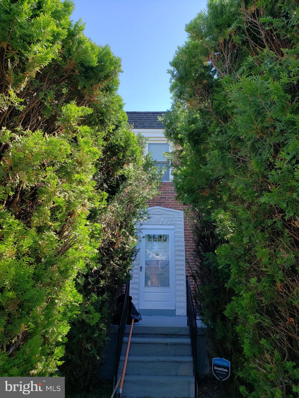 1815 Dunmere Road Dundalk, MD 21222 - Photo 2 of 29 Front Exterior