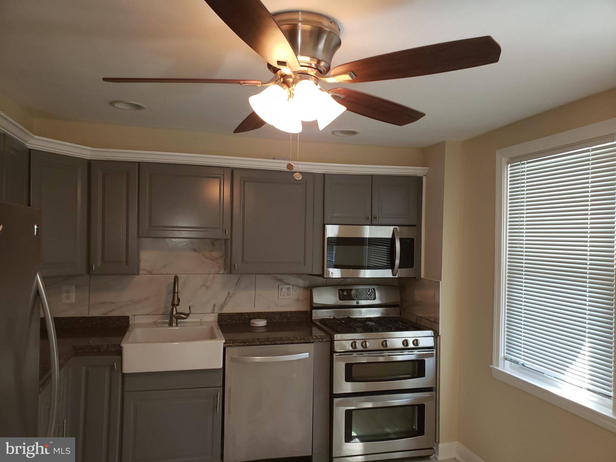 1815 Dunmere Road Dundalk, MD 21222 - Photo 24 of 29 Kitchen