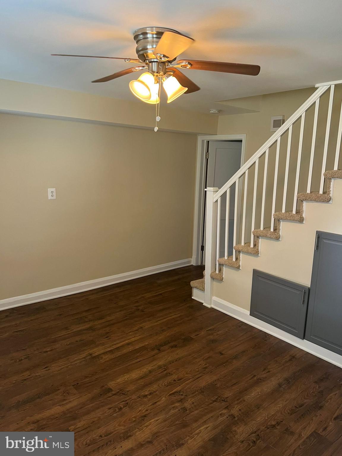 1815 Dunmere Road Dundalk, MD 21222 - Photo 27 of 29 Living area