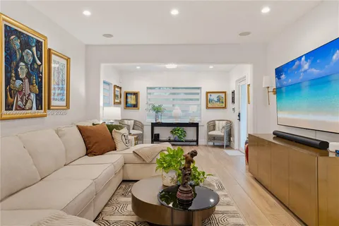 $1,685,000 | 5785 Southwest 46th Terrace, Miami, FL 33155