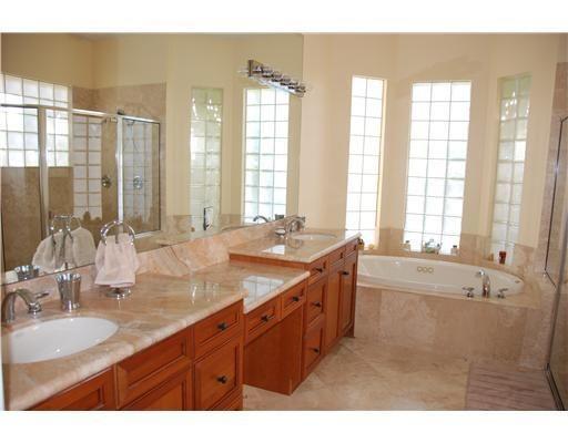 8035 Laurel Ridge Court Delray Beach, FL 33446 - Photo 6 of 28 M 6