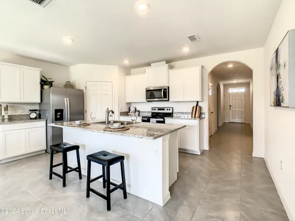 $2,400 | 2243 Capital Drive, Palm Bay, FL 32909