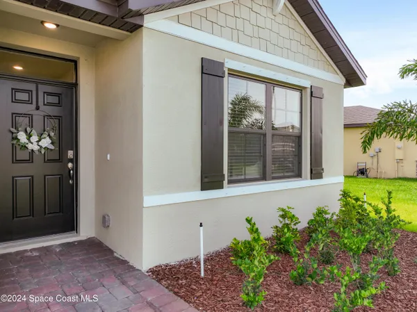 $2,400 | 2243 Capital Drive, Palm Bay, FL 32909