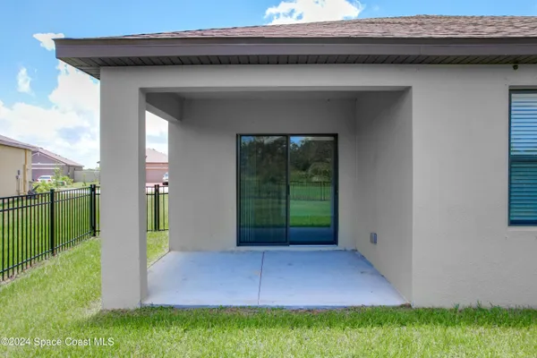 $2,400 | 2243 Capital Drive, Palm Bay, FL 32909