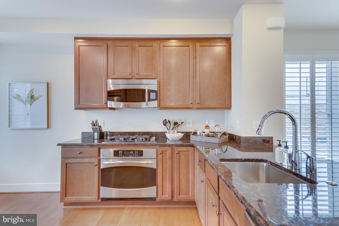 800 3rd Street Southeast Washington, DC 20003 - Photo 15 of 49