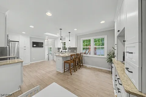$675,000 | 8 Seneca Avenue, Rockaway, NJ 07866