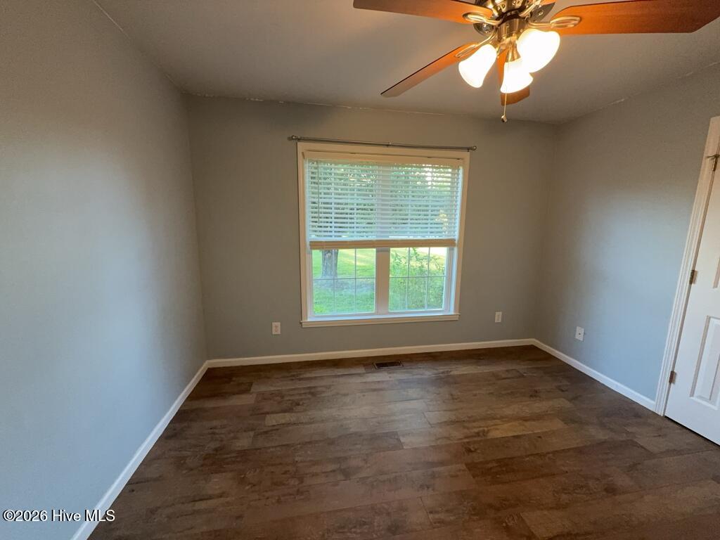 184 Justice Road Jacksonville, NC 28540 - Photo 18 of 19 bed 3