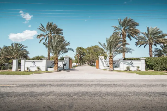 a view of a house with a outdoor space