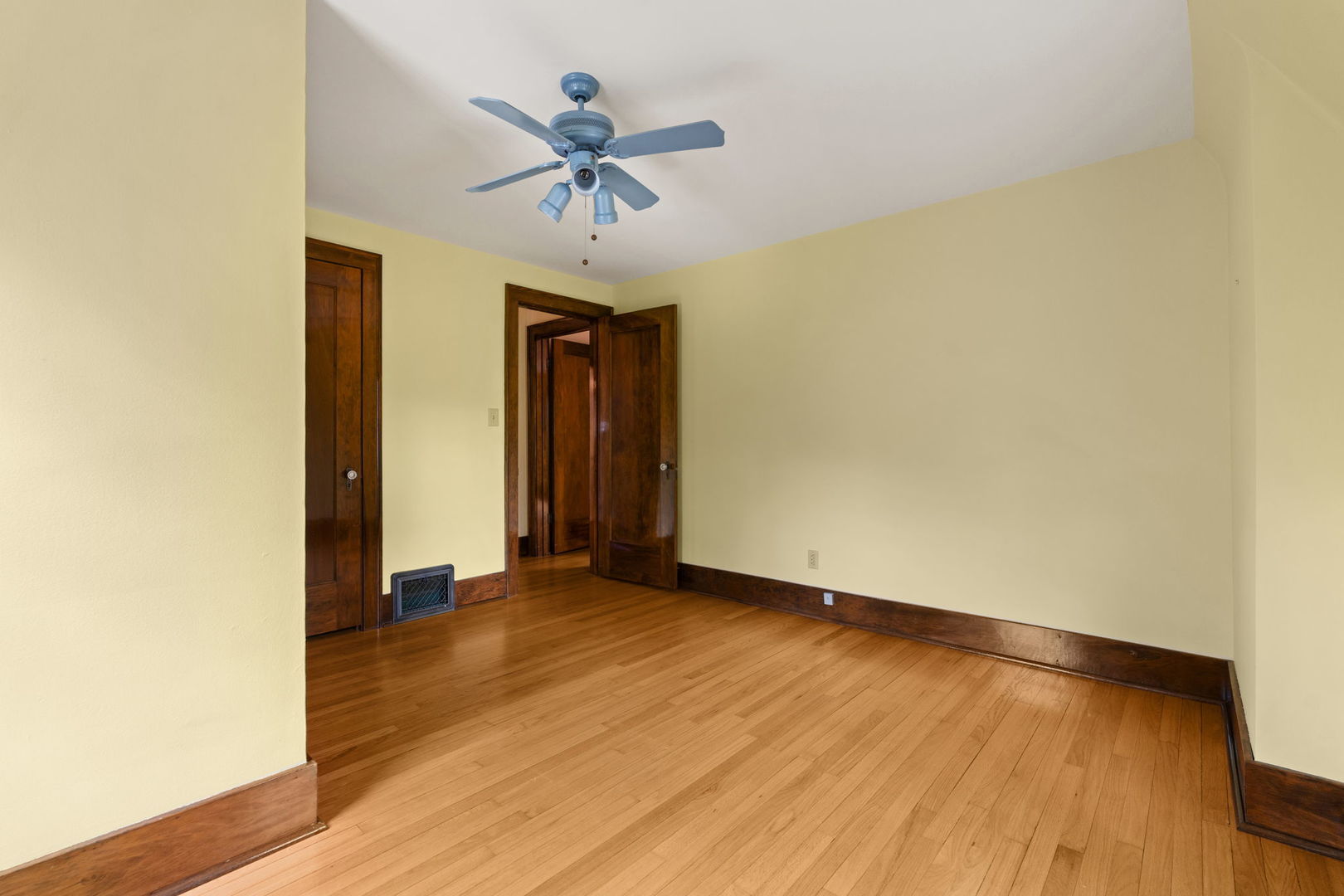 2405 27th Street Moline, IL 61265 - Photo 25 of 51