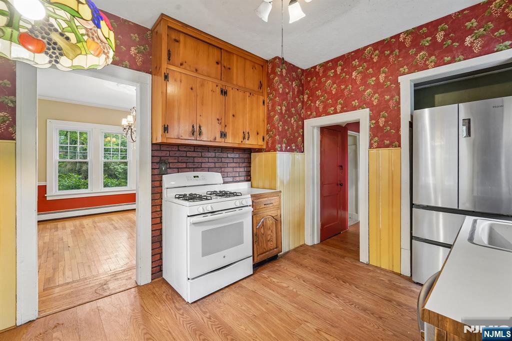 46 Schraalenburgh Road Haworth, NJ 07641 - Photo 17 of 42 Gallery Image 17