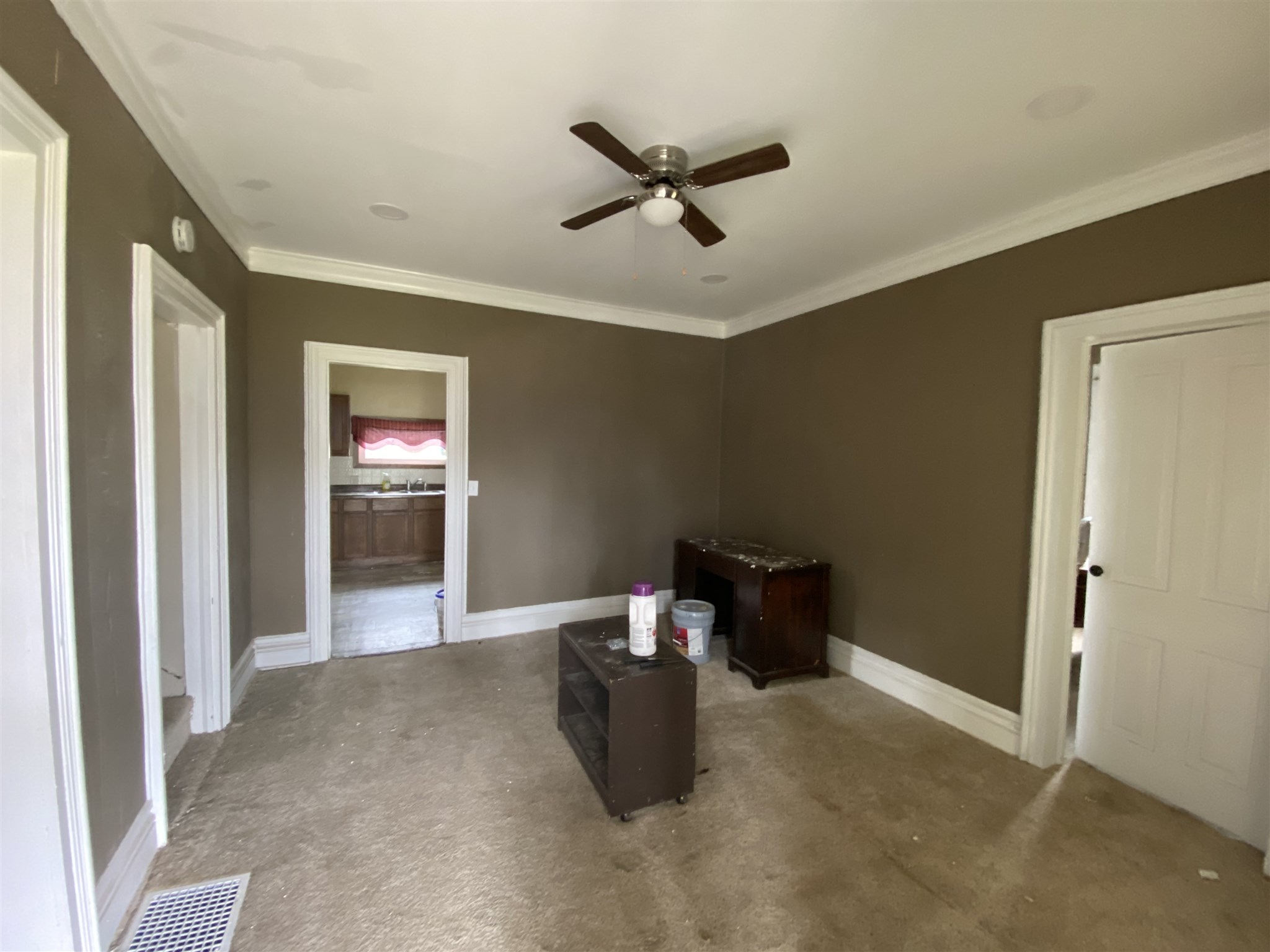 800 Kelly Street Rome City, IN 46784 - Photo 4 of 12 Gallery Image 4