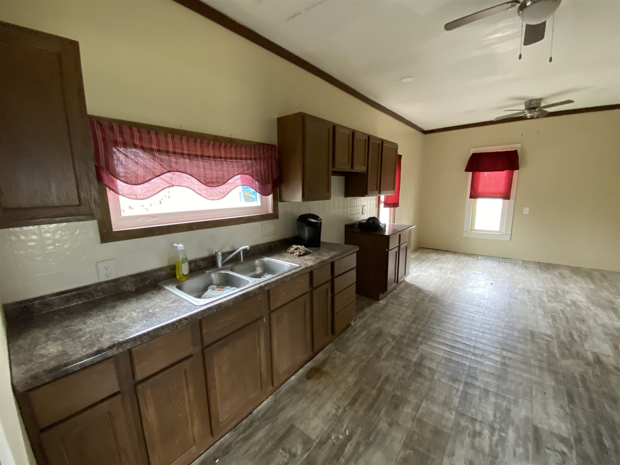 800 Kelly Street Rome City, IN 46784 - Photo 8 of 12 Gallery Image 8