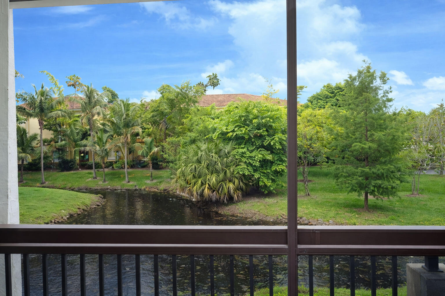 711 North Pine Island Road, Unit 210 Plantation, FL 33324 - Photo 5 of 17 6