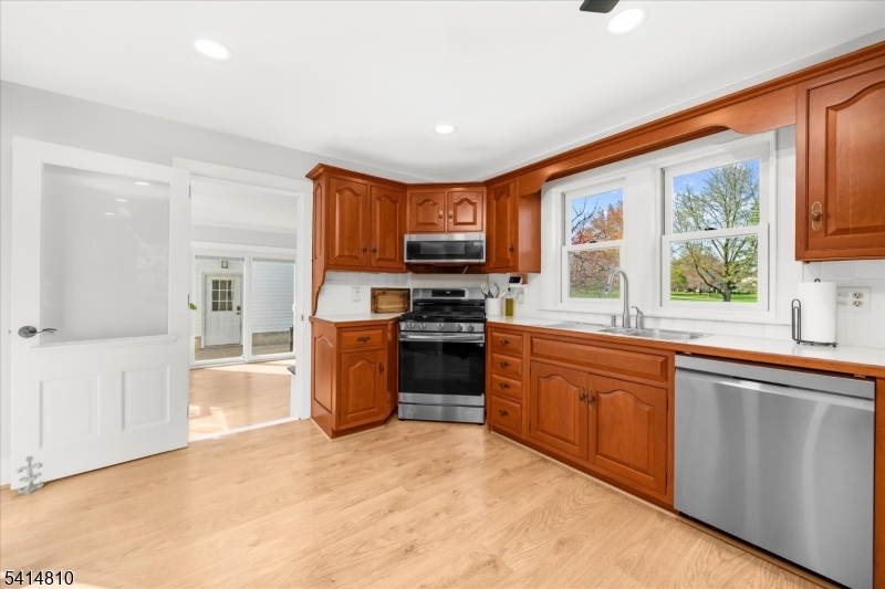 110 Hillcrest Road Flemington, NJ 08822 - Photo 18 of 49