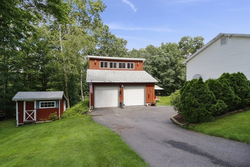 52 Ridge Trail Road Westfield, MA 01085 - Photo 3 of 27 Gallery Image 3