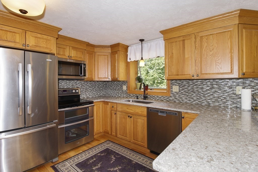 52 Ridge Trail Road Westfield, MA 01085 - Photo 9 of 27 Gallery Image 9