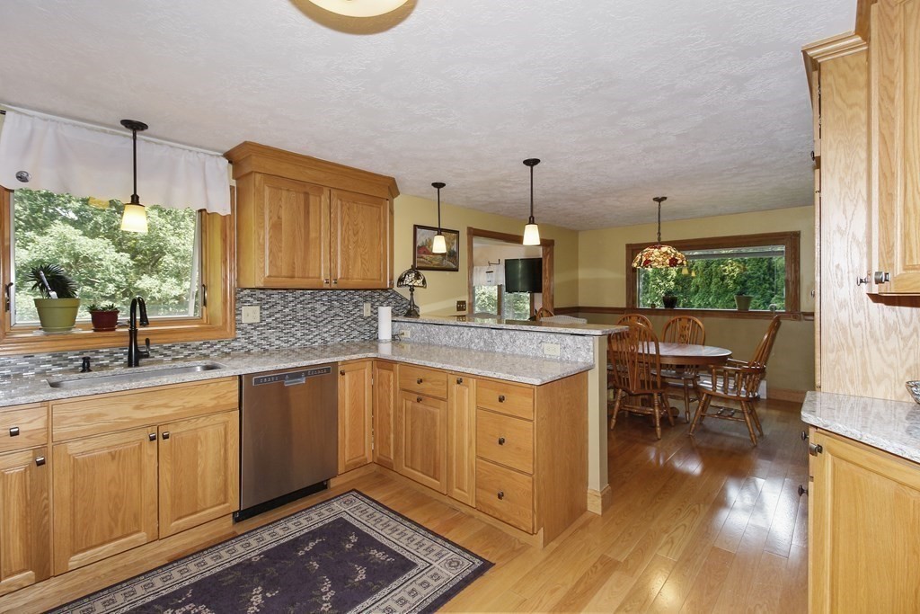 52 Ridge Trail Road Westfield, MA 01085 - Photo 10 of 27 Gallery Image 10