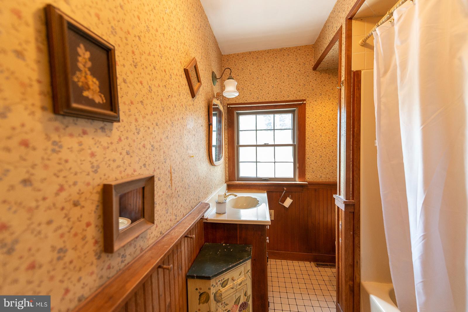 105 Canal Road Easton, PA 18042 - Photo 11 of 24