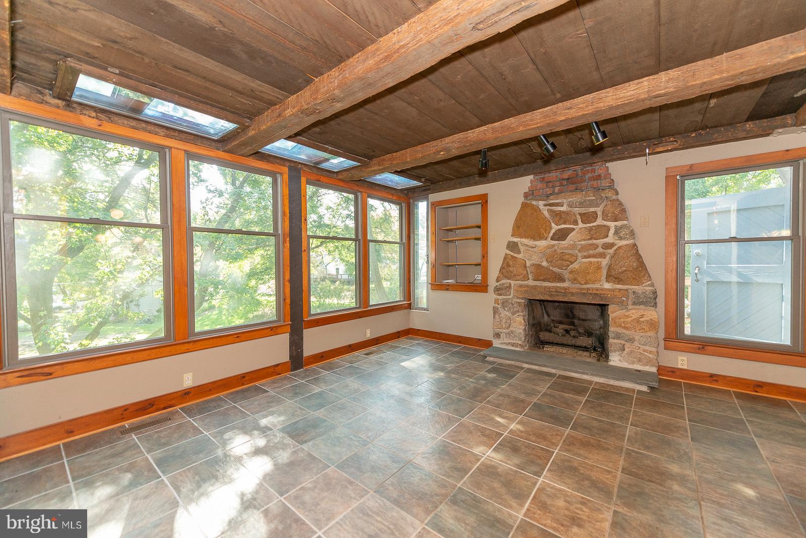 105 Canal Road Easton, PA 18042 - Photo 8 of 24