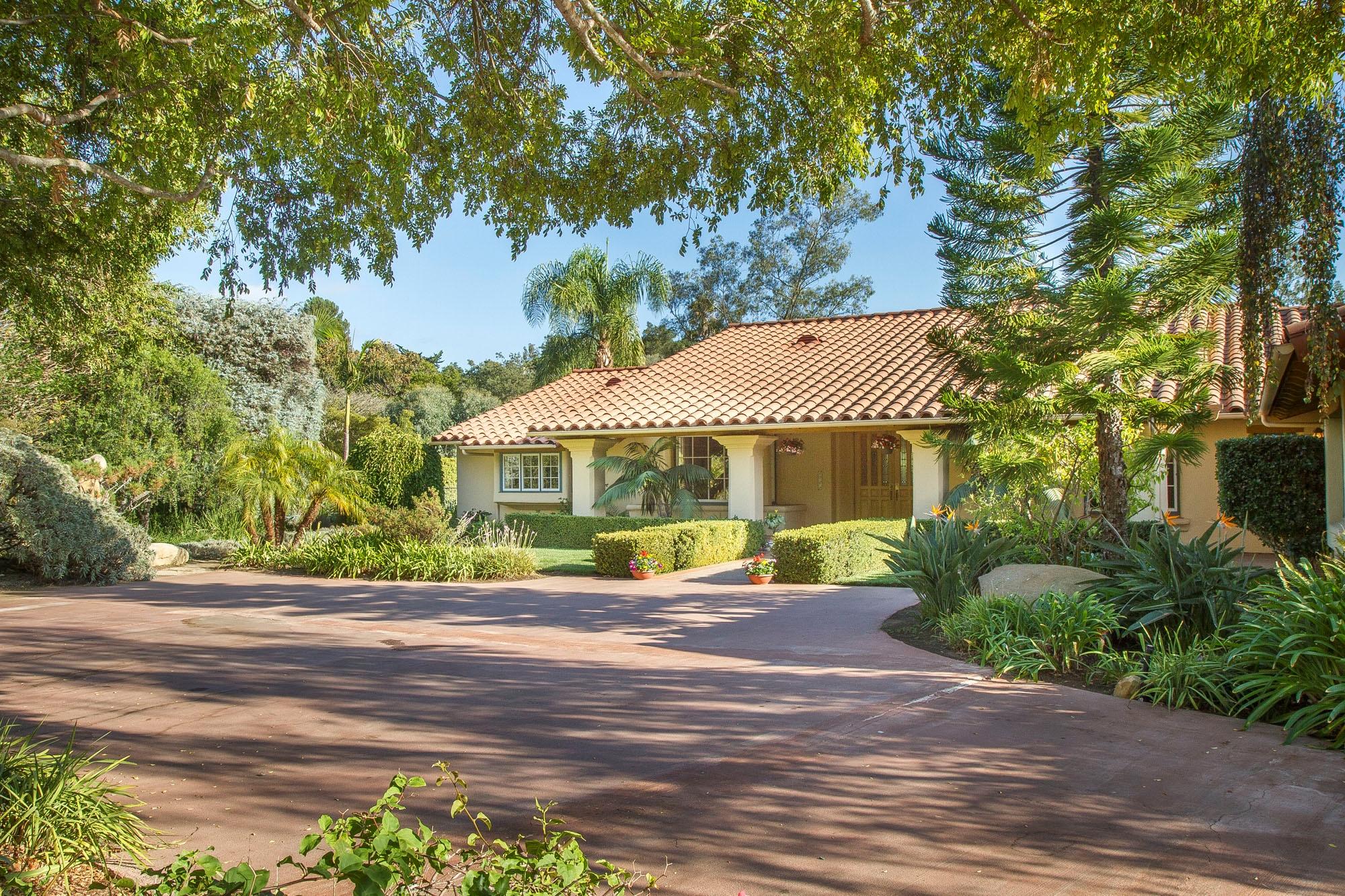 2260 Santiago Road Santa Barbara, CA 93103 - Photo 2 of 16 03