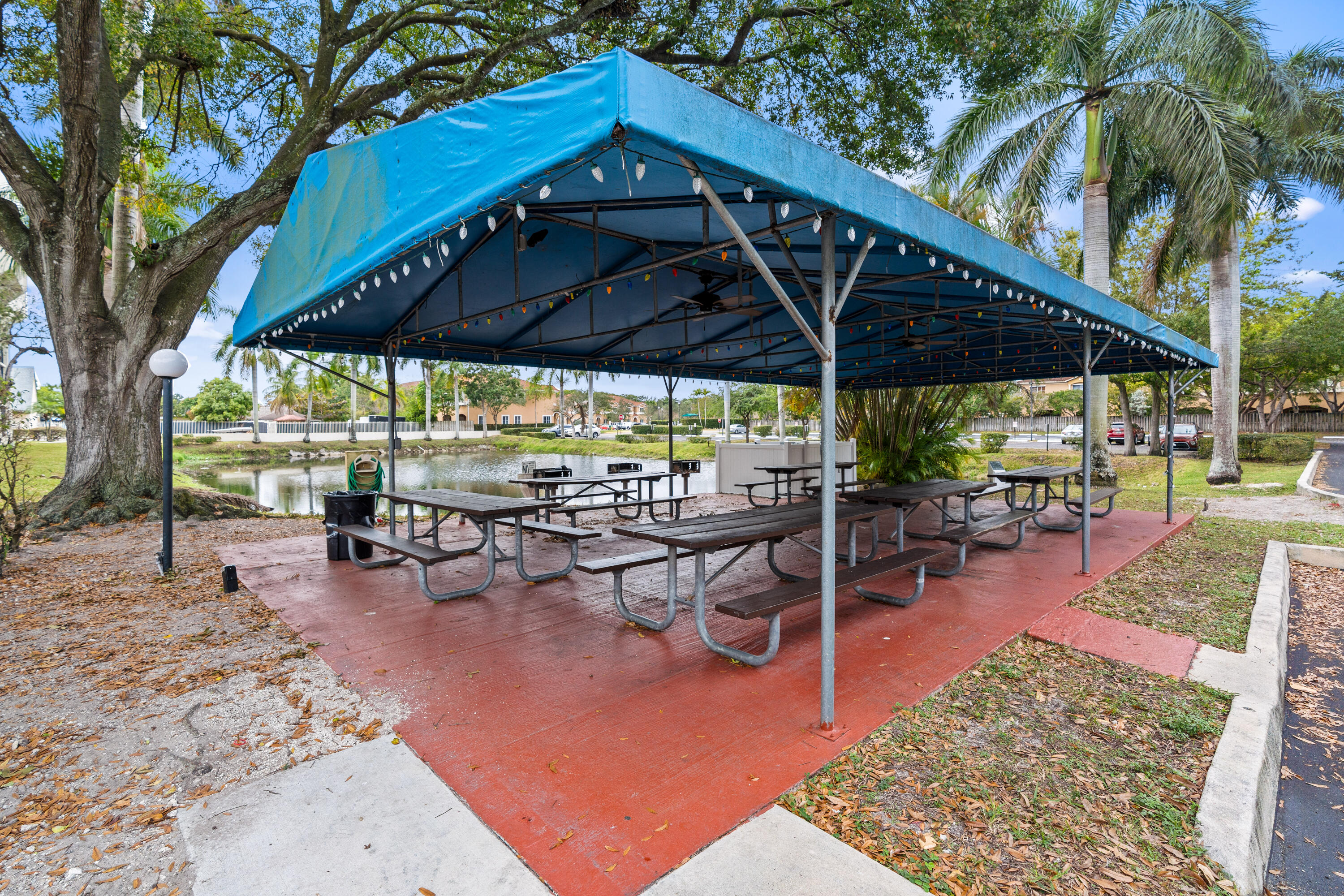 6195 Rock Island Road, Unit 302 Tamarac, FL 33319 - Photo 17 of 21 DSC09215