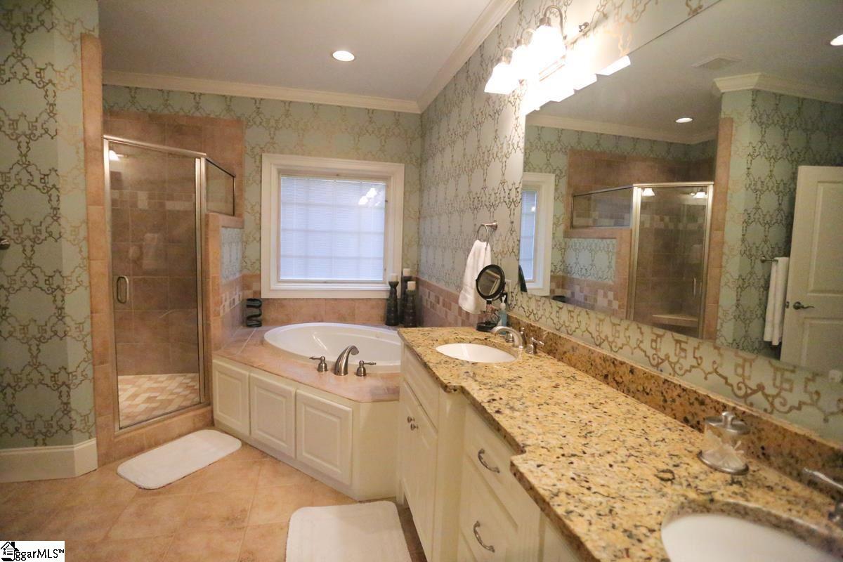8 Riverside Drive Greenville, SC 29605 - Photo 5 of 24 Gallery Image 5