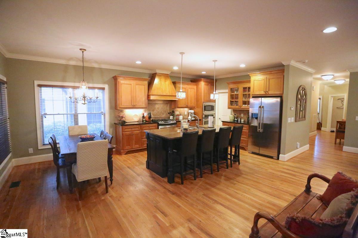 8 Riverside Drive Greenville, SC 29605 - Photo 9 of 24 Gallery Image 9